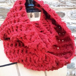 Chunky Knit Snood-Red